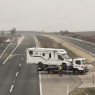 Entre la decena de vehículos implicados estaba también una autocaravana.-G. G.
