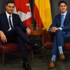 Sánchez con Trudeau.-MARTIN OUELLET-DIOTTE / AFP