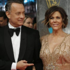 Tom Hanks y su mujer, Rita Wilson.-REUTERS / SUZANNE PLUNKETT