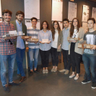 Foto de familia de los estudiantes seleccionados para la exposición de los trabajos-Israel L. Murillo
