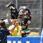 AFP / GIUSEPPE CACACE  Johann Zarco celebra su victoria en el circiuto de Mugello, este domingo.-AFP