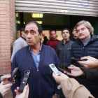 El presidente de Asaja, Santiago Carretón, comparece ante los medios. A su lado, Jaime Mateu.-RAÚL G. OCHOA