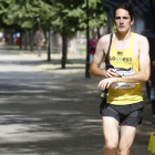 Rubén Castrillo (Solorunners) cogió la cabeza desde los primeros metros y no tuvo rival en la prueba que finalizó en el parque del Parral.-Santi Otero