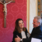 El arzobispo felicita a Rilova tras su toma de posesión. ICAL