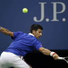 Novak Djokovic durante la semifinal  contra Cilic.-Foto: AP / SETH WENIG
