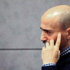 Juan Carlos Aguilar, conocido como el falso monje shaolín, durante la quinta jornada del juicio que se sigue contra él por el asesinato de dos mujeres, este jueves.-EFE