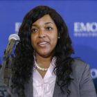 mber Vinson, una de las dos enfermeras que atendió en Dallas (EEUU) a un liberiano enfermo de ébola y contrajo el virus, ofrece una rueda de prensa al abandonar el hospital Emory en Atlanta.-EFE