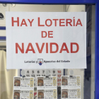 Lotería de Navidad a la venta en la administración nº8 de Segovia.-ICAL
