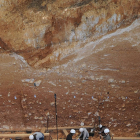 Trabajadores durante la campaña de excavaciones de este año.-ISRAEL L. MURILLO