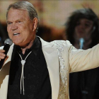 Glen Campbell, durante un concierto en febrero del 2012.-AFP / ROBYN BECK