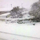 La nieve tapó el trazado de la carretera de Sargentes de la Lora durante días.-ECB