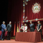 El Teatro Principal acogió la entrega de reconocimientos.-SANTI OTERO