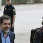 Jordi Sánchez y Jordi Cuixart llegan a la Audiencia Nacional.-JOSÉ LUIS ROCA