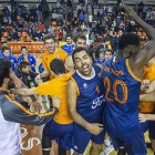 Los jugadores del UBU Tizona celebran una victoria en El Plantío.-SANTI OTERO