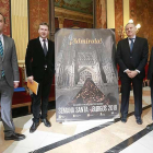 José Antonio Antón, Javier Lacalle, Víctor Cámara, portavoz de la Junta de Semana Santa, y López Santidrián.-RAÚL G. OCHOA