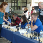 Stefanova mueve pieza durante las partidas simultáneas celebradas ayer.-FOTO CEDIDA POR ENROK2