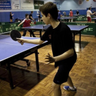 Jugadores catalanes de tenis de mesa durante un reportaje sobre la Federación-
