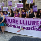 Concentración contra la violencia machista ante el Ayuntamiento de Barcelona, el pasado junio.-RICARD CUGAT