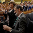 El presidente del Gobierno, Mariano Rajoy, en el pleno de debate la moción de censura encabezada por Pedro Sánchez.-JOSÉ LUIS ROCA