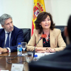 La vicepresidenta del gobierno Carmen Calvo en la reunión extraordinaria del Comité para la Igualdad Efectiva.-LUCA PIERGIOVANNI (EFE)