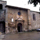 La iglesia de San Salvador se encuentra en el casco urbano.-ECB