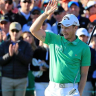 El inglés Danny Willett celebra la victoria en el Masters de Augusta.-AFP / DAVID CANNON