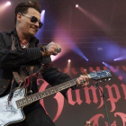 Johnny Depp, actuando con su banda. Hollywood Vampires.-AP / CLAUS BONNERUP