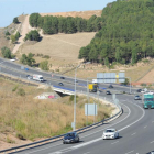La circulación fue ayer fluida en toda la provincia, como se aprecia en la imagen tomada en la autovía A-1 en la bajada de La Varga.-ISRAEL L. MURILLO