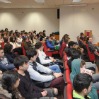 La autora del documental acudió a la Facultad de Educación para hacer el visionado de la cinta con alumnos burgaleses de 3º y 4º de ESO.-ISRAEL L. MURILLO