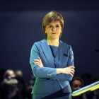 La primera ministra de Escocia y líder del SNP Nicola Sturgeon, en un discurso electoral en Glasgow.-Foto:   AFP / Andy Buchanan