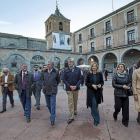 Iñigo Menéndez Vigo en su visita a la casa de Santa Teresa de Jesús-Ical