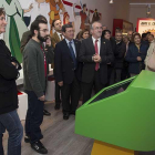 César Rico y Ángel Carretón (centro) durante la inauguración del proyecto de las Cuatro Villas de Amaya.-SANTI OTERO