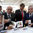 El alcalde de León, Emilio Gutiérrez, y el presidente de la Diputación, Emilio Orejas, asisten a la presentación de la oferta promocional de León en la Feria INTUR-Ical