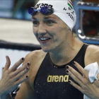 Hosszu reacciona incrédula tras su triunfo en la final de los 100 espalda.-ODD ANDERSEN / AFP