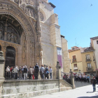 Colas en la iglesia de Santa María de Aranda de Duero-L.V.