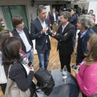 El coordinador del PP de Cataluña, Xavier García Albiol estuvo acompañado de numerosos miembros del PP burgalés.-R. O.