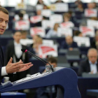 Macron, en su intervención ante el Parlamento Europeo en Estrasburgo.-REUTERS / VINCENT KESSLER