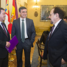(De izq. a dch.) César Rico con Rafael Barbero y Ángel Guerra.-ECB