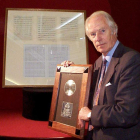 George Martin, reconocido por la producción de la reedición de 'Candle in the wind', en 1997, por la muerte de Diana de Wales.-SILKE LOHMANN / AFP