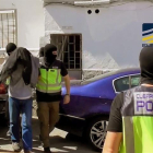 Fotografía facilitada por la Policía Nacional que ha detenido en Algeciras a N.E.A., un ciudadano de 51 años acusado de enaltecimiento terrorista y pertenencia a Daesh.-POLICÍA NACIONAL