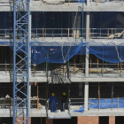 La capital pasa de las 31 viviendas visadas hace un año a 86 hasta marzo de 2017-RAÚL G. OCHOA