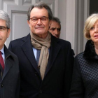Francesc Homs junto a Artur Mas, Irene Rigau y Joana Ortega a las puertas del Tribunal Supremo.-JUAN MANUEL PRATS