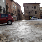 Calles con gruesas capas de hielo en Pancorbo. ECB