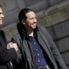 Sánchez e Iglesias, en el Congreso de los Diputados tras la reunión que mantuvieron el 30 de marzo del 2016.-JOSÉ LUIS ROCA
