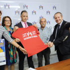 Pilar Domingo, Simona Palacios, José Luis Peña, Benjamín Álvarez y René Jesús Payo, antes de la presentación.-ISRAEL L. MURILLO