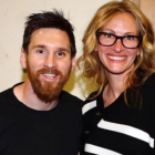 Messi junto a Julia Roberts, tras ganar el clásico.-FACEBOOK