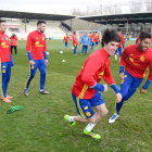 Imagen del entrenamiento de ayer en El Plantío.-ISRAEL L. MURILLO