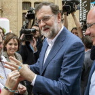 Mariano Rajoy con Pedro Anronio Sánchez, en un acto en Murcia.-EFE