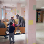 Los padres se muestran muy preocupados ante el déficit de pediatras.-L. V.