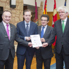 Los rectores de las universidades de Valladolid, León y Burgos -Daniel Miguel, Alfonso Murillo y José Ángel Hermida- con el presidente del CES, Germán Barrios.-ICAL